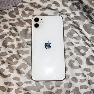 iphone 11 in perfect condition!